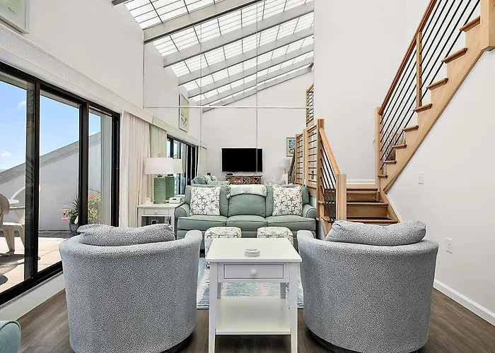 Oceana 1-3 Bedroom Penthouse With Direct Ocean Front Views! *