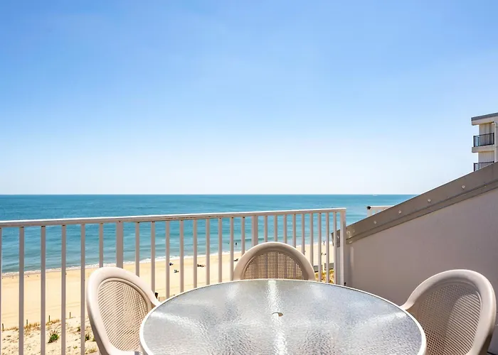 Holiday home Oceana 1-3 Bedroom Penthouse With Direct Ocean Front Views! *