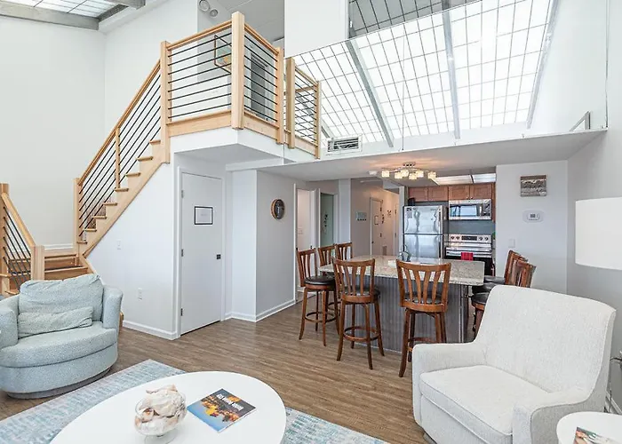 Oceana 1-3 Bedroom Penthouse With Direct Ocean Front Views! *