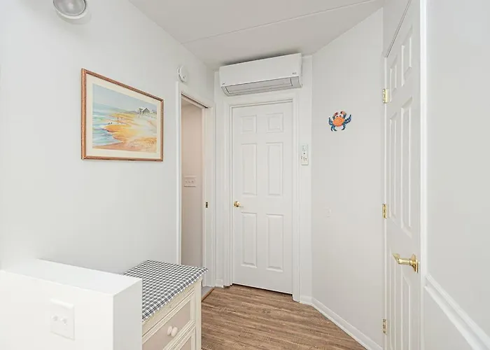 Oceana 1-3 Bedroom Penthouse With Direct Ocean Front Views! Holiday home *